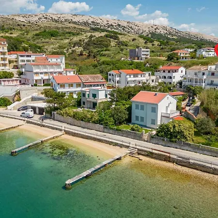 1 Bedroom Lovely In Pag פג